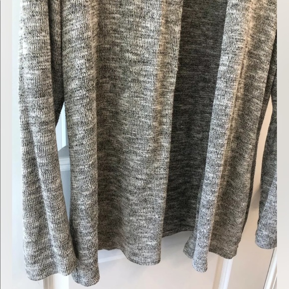 PerSeption Concept Long Sleeve Cardigan, Womens Medium, Gray White Gold, EUC - Picture 4 of 6